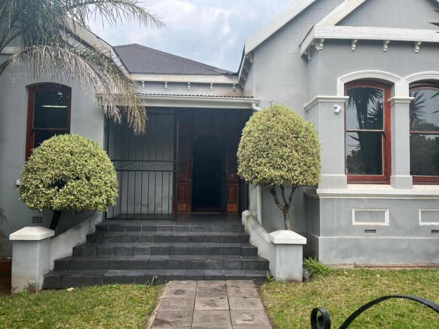 To Let commercial Property for Rent in Richmond Hill Eastern Cape